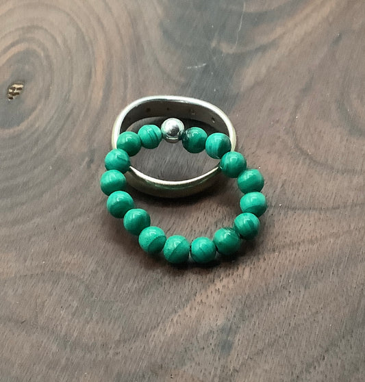 Malachite ring with Sterling Silver Bead